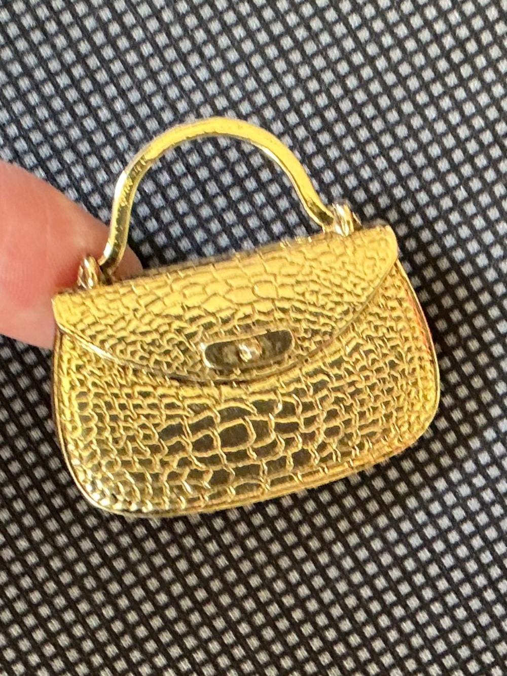 Vintage Gold Tone Handbag Croc Alligator Textured Brooch Purse Pin